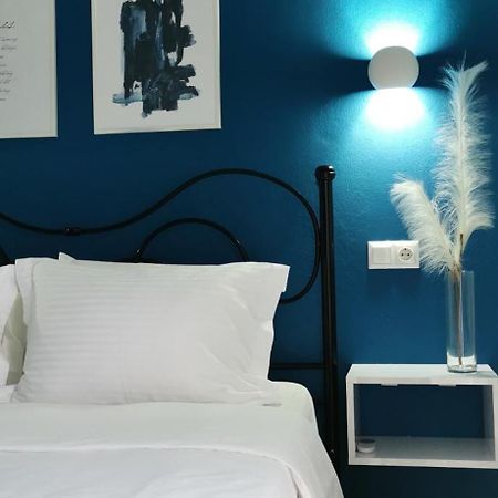 W Pearl Suite Néa Péramos 외부 사진